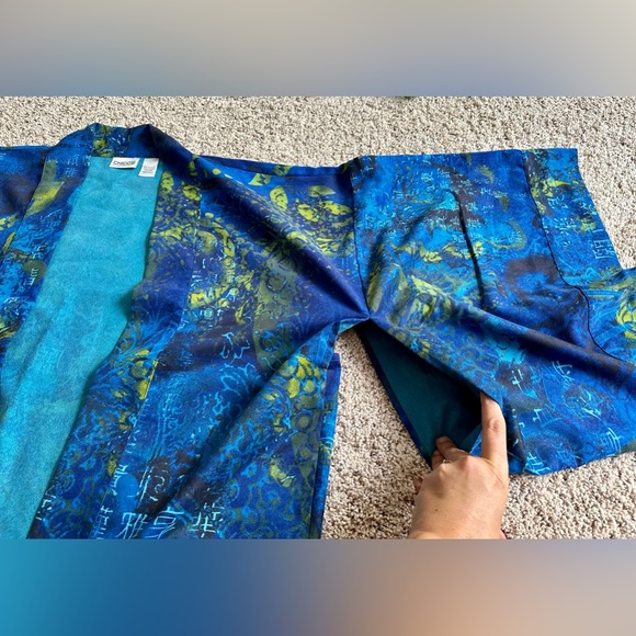 Chicos Large Wing - Picture 4 of 6